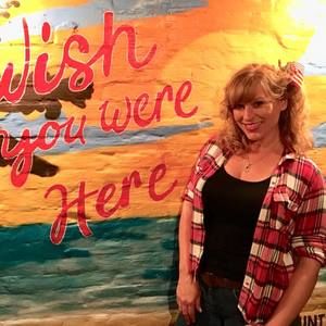 Meet your Posher, Nicole